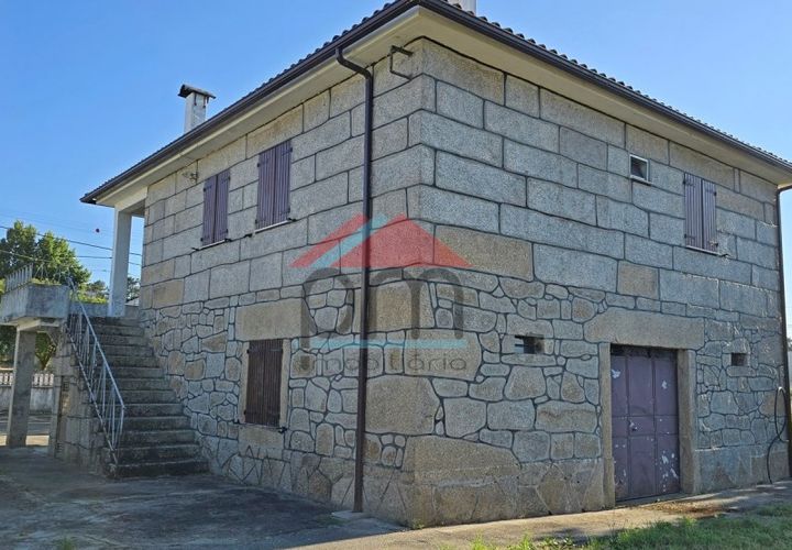 Villa a Moncao, Viana do Castelo, Moncao - € 220.000 | Ref: M481 - foto 1