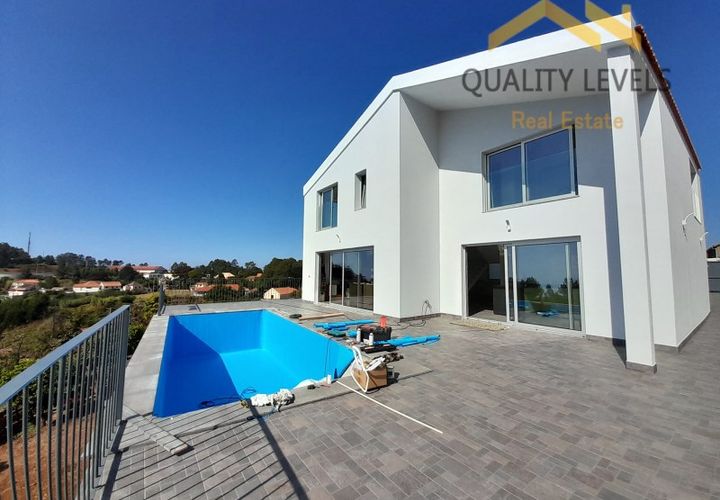 Villa i Calheta, Madeira, Calheta - € 485.000 | Ref: QL-115/2024 - foto 1