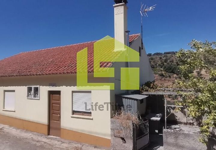 Byhus i Meda, Guarda, Meda - € 74.000 | Ref: LT1261 - foto 1