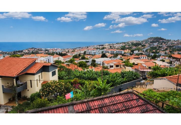 Villa a Sao Roque, Madeira, Sao Roque - € 257.500 | Ref: C0216-03028 - foto 1