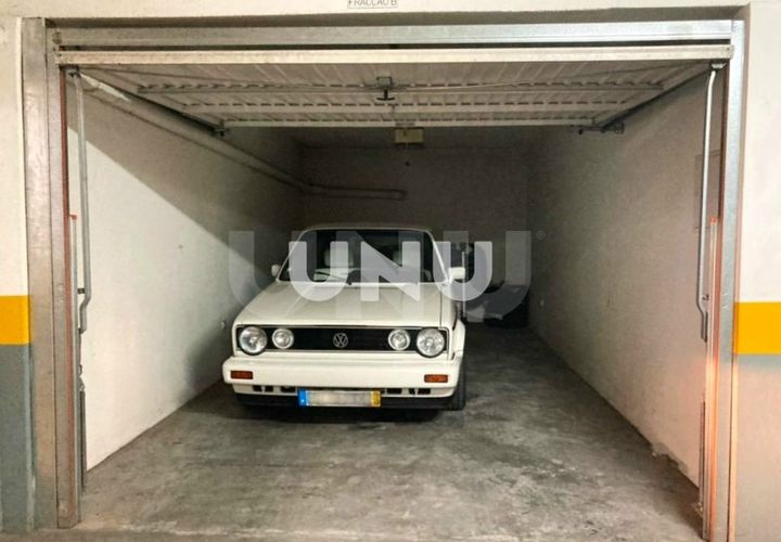 Garage i Viseu, Viseu, Viseu - € 25.000 | Ref: UNU.I.1731.15002 - foto 1