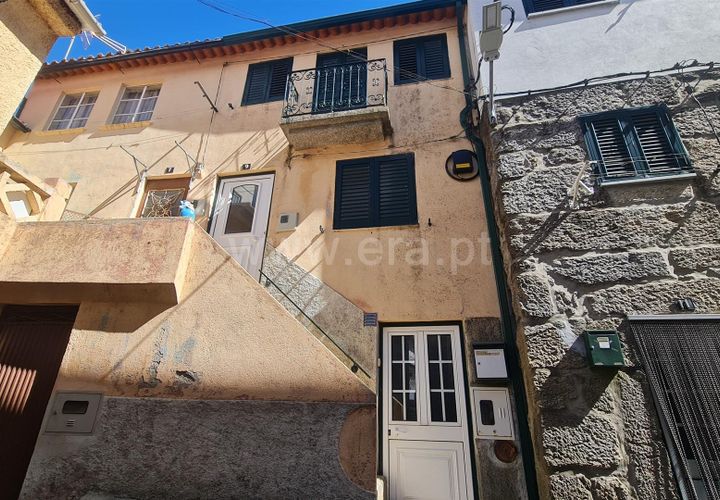 Villa i Gouveia, Guarda, Gouveia - € 42.000 | Ref: 405240199 - foto 1