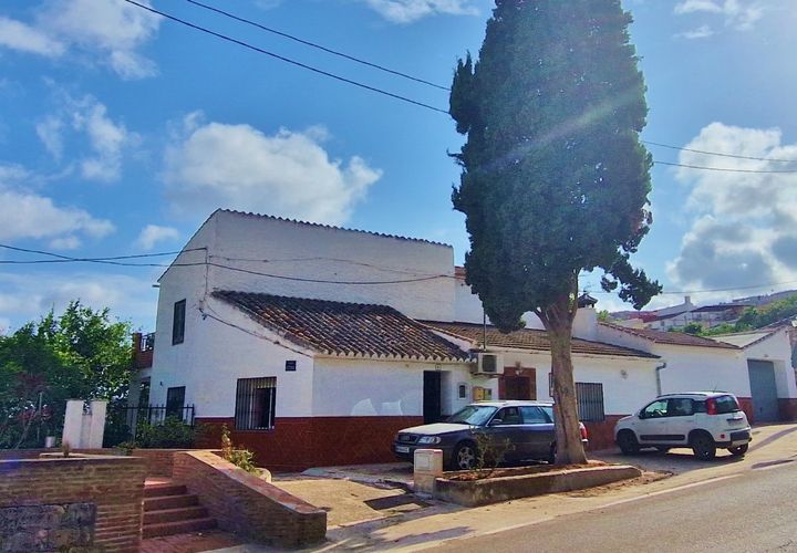 Landejendom i Vinuela, Malaga, Vinuela - € 210.000 | Ref: AX1341 - foto 1