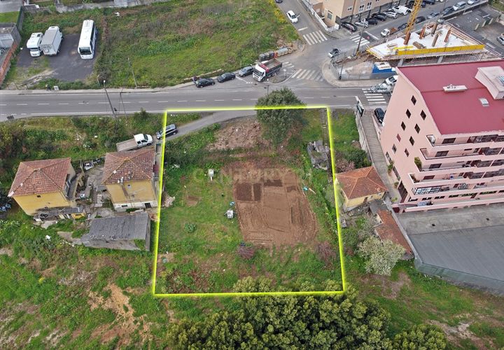 Helårsgrund i Gondomar, Porto, Gondomar - € 550.000 | Ref: C0272-01725 - foto 1