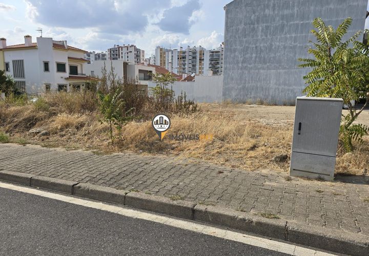 Helårsgrund i Castelo Branco, Castelo Branco, Castelo Branco - € 50.000 | Ref: 2741 - foto 1