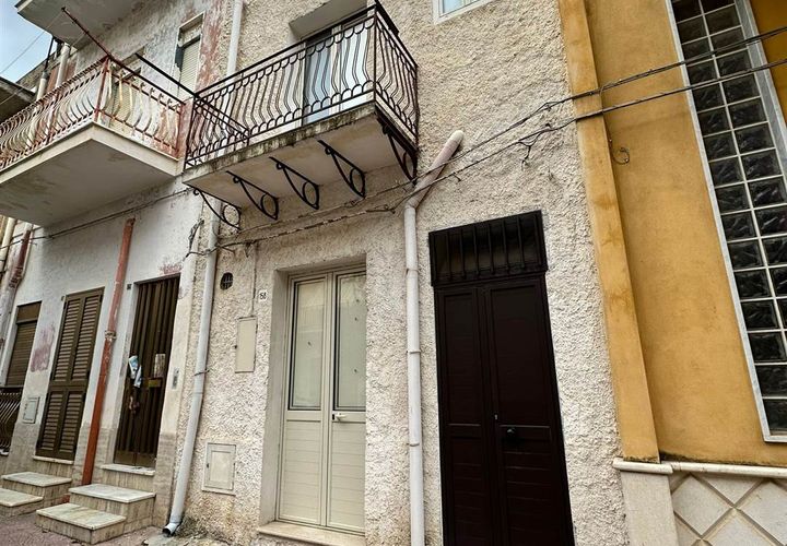 Villa i Ribera, Agrigento, Ribera - € 40.000 | Ref: M/1070 - foto 1