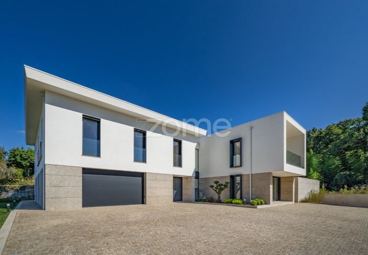 Villa i Braga, Braga, Braga - € 825 000 | Ref: ZMPT570517 - foto 1