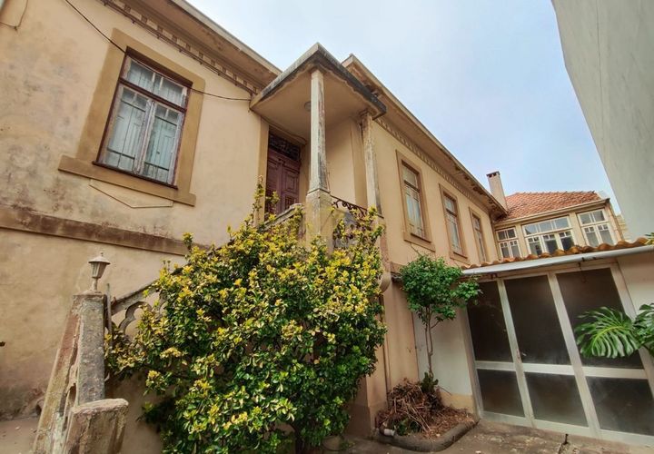Villa i Espinho, Aveiro, Espinho - € 550.000 | Ref: 653 - foto 1