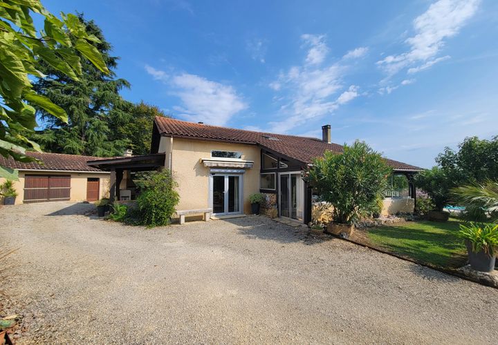 Villa a Lalinde, Dordogne, Lalinde - € 328.600 | Ref: BVI77350 - foto 1