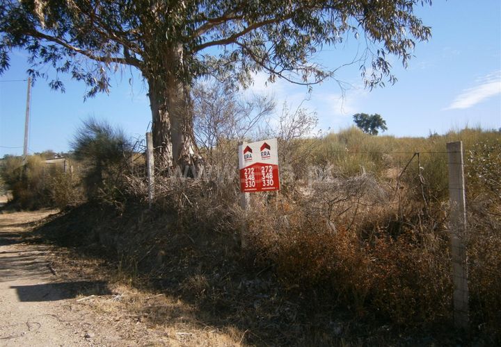 Helårsgrund i Castelo Branco, Castelo Branco, Castelo Branco - € 27.000 | Ref: 102240249 - foto 1