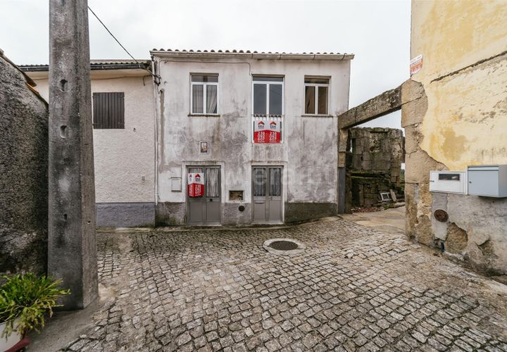 Villa i Seia, Guarda, Seia - € 28.000 | Ref: 382240129 - foto 1