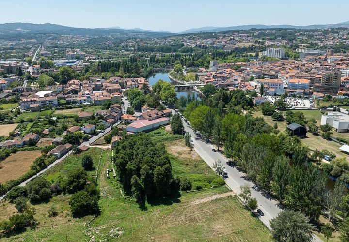 Villa i Chaves, Vila Real, Chaves - € 349.900 | Ref: 126381014-18 - foto 1
