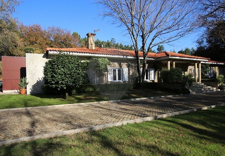Villa i Guimaraes, Braga, Guimaraes - € 1.100.000 | Ref: 121751324-19 - foto 1