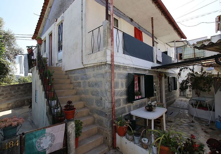 Villa i Guimaraes, Braga, Guimaraes - € 149.900 | Ref: 121751324-78 - foto 1