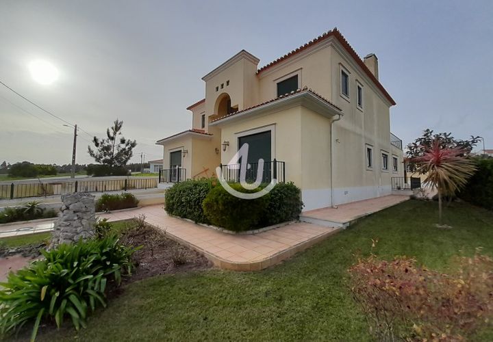 Villa i Caldas da Rainha, Leiria, Caldas da Rainha - € 780.000 | Ref: S4U116-V64 - foto 1