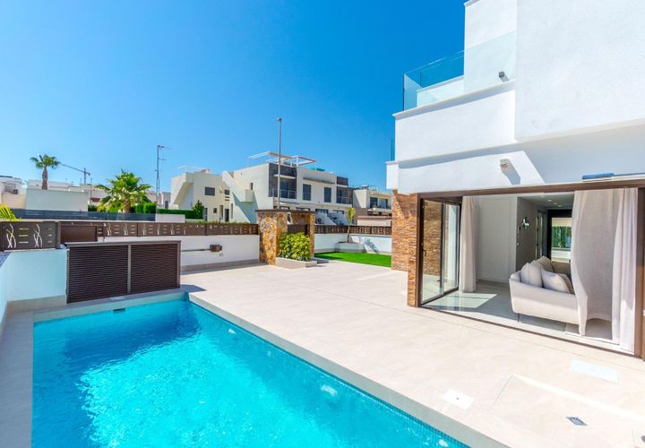 Rijtjeshuis in Benijofar, Alicante, Benijofar - € 455.000 | Ref: SDP04646PK/3696 - foto 1