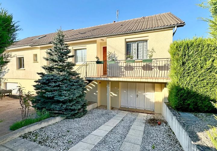 Villa a Saulieu, Cote-d'Or, Saulieu - € 220.000 | Ref: 4806 - foto 1