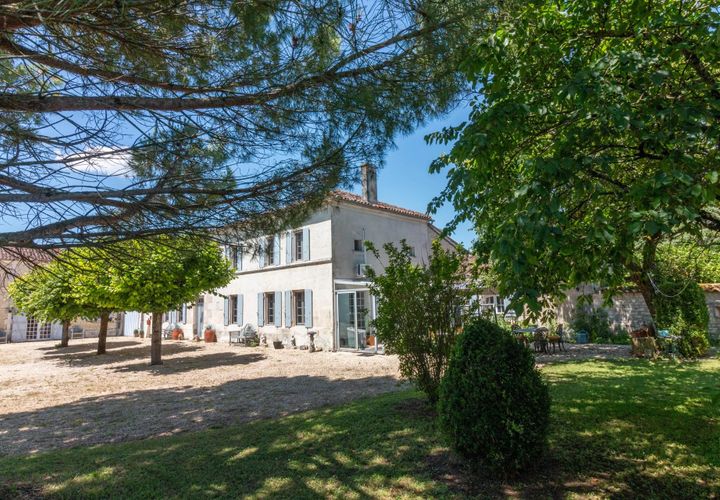 Villa a Segonzac, Charente, Segonzac - € 495.000 | Ref: BVI71043 - foto 1