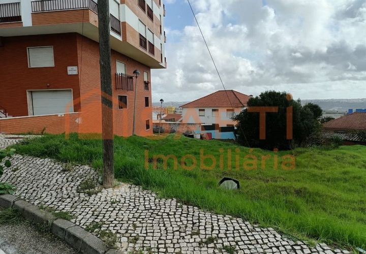Helårsgrund i Amadora, Lisbon, Amadora - € 85.000 | Ref: SAFTI:005944 - foto 1
