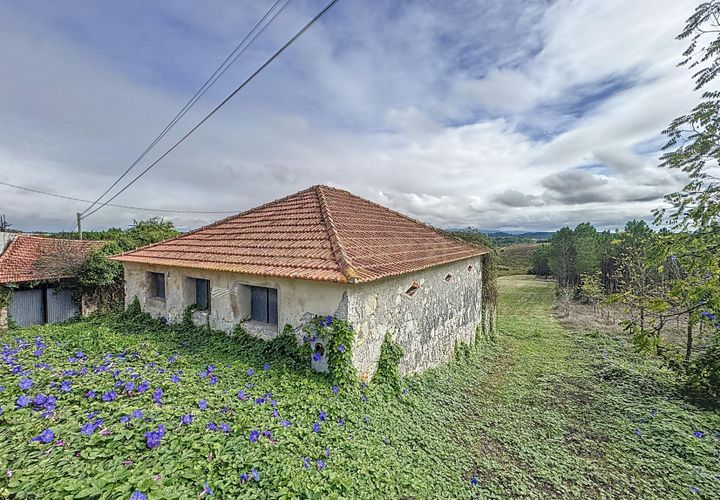 Helårsgrund i Alcobaca, Leiria, Alcobaca - € 90.000 | Ref: 1739-02016 - foto 1