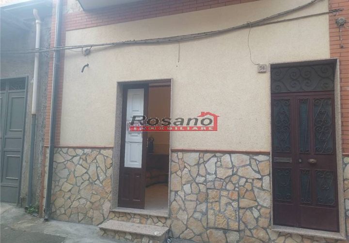 Lejlighed i Biancavilla, Catania, Biancavilla - € 57.000 | Ref: 2582 - foto 1