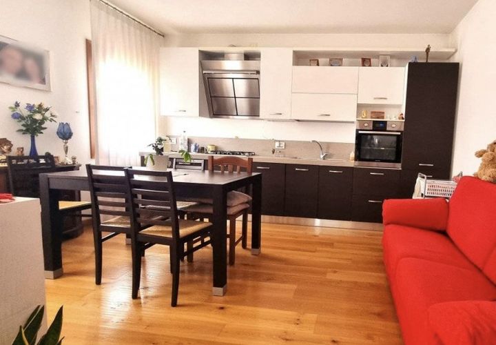 Villa i Padua, Padua, Padua - € 550.000 | Ref: 4550NP - foto 1