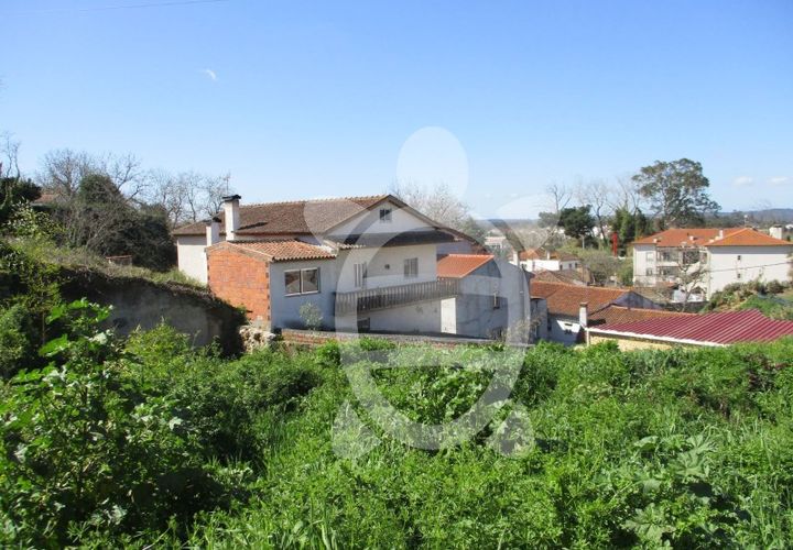 Helårsgrund i Condeixa-a-Nova, Coimbra, Condeixa-a-Nova - € 79.500 | Ref: 17-3613 - foto 1