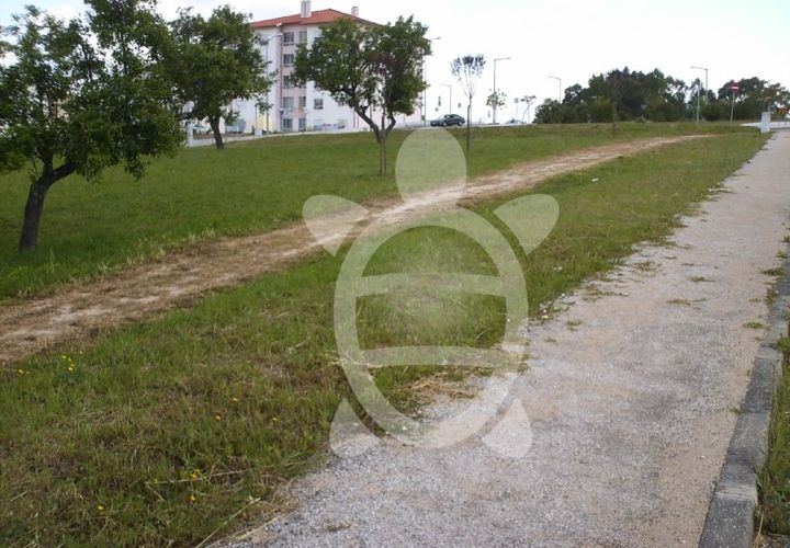 Helårsgrund i Coimbra, Coimbra, Coimbra - € 300.000 | Ref: 17-3042 - foto 1