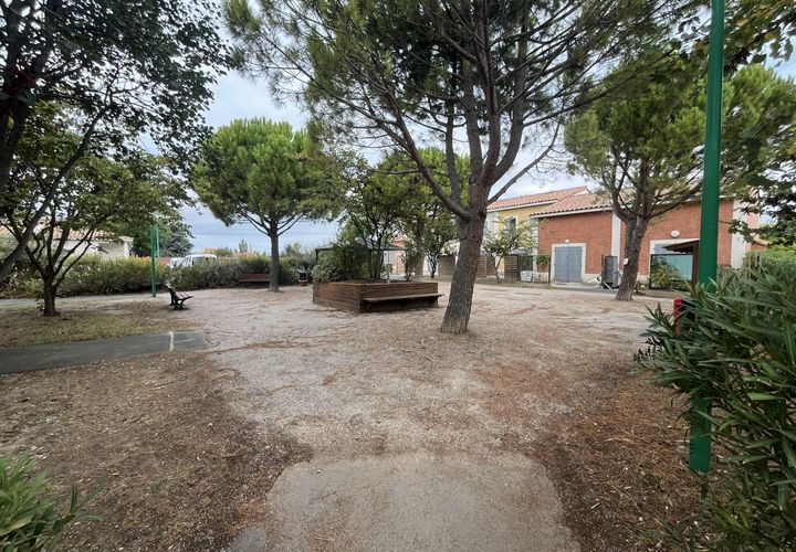 Villa i Colombiers, Herault, Colombiers - € 60.000 | Ref: 342436368 - foto 1