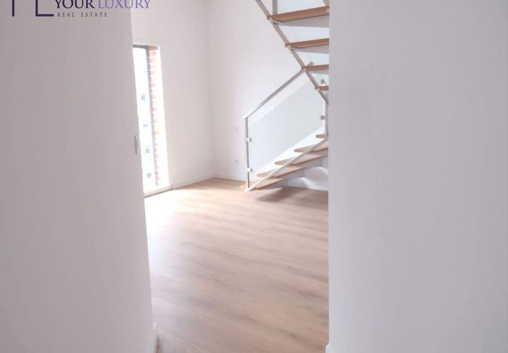 Lejlighed i Odivelas, Lisbon, Odivelas - € 1.050.000 | Ref: YL883(2) - foto 1