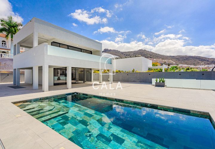 Villa i Adeje, Tenerife, Adeje - € 1.800.000 | Ref: 1057 - foto 1
