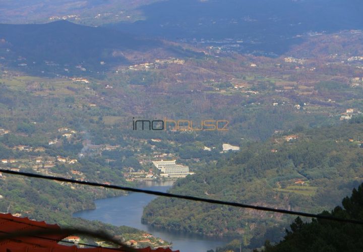 Helårsgrund i Cinfaes, Viseu, Cinfaes - € 110.000 | Ref: 00659FR - foto 1