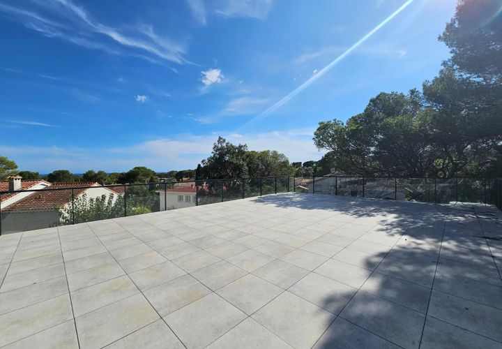 Lejlighed i Saint-Raphaël, Var, Saint-Raphaël - € 695.000 | Ref: 85347246 - foto 1