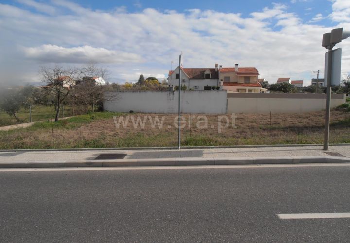 Helårsgrund i Castelo Branco, Castelo Branco, Castelo Branco - € 70.000 | Ref: 102210288 - foto 1