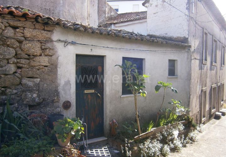 Villa i Castelo Branco, Castelo Branco, Castelo Branco - € 27.500 | Ref: 102230029 - foto 1