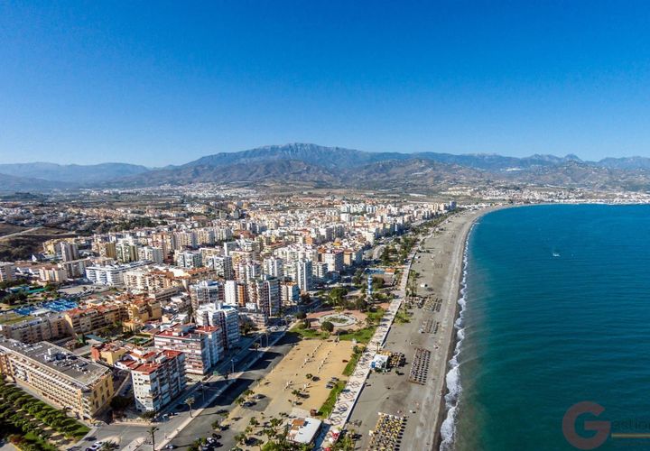 Villa i Torre Del Mar, Malaga, Torre Del Mar - € 425.000 | Ref: J836 - foto 1