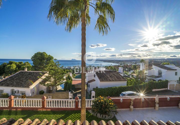 Villa a Estepona, Malaga, Estepona - € 3.800.000 | Ref: 202570 - foto 1