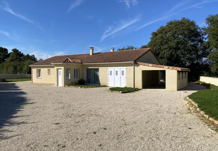 Bungalou a Civray, Vienne, Civray - € 259.000 | Ref: BVI73460 - foto 1