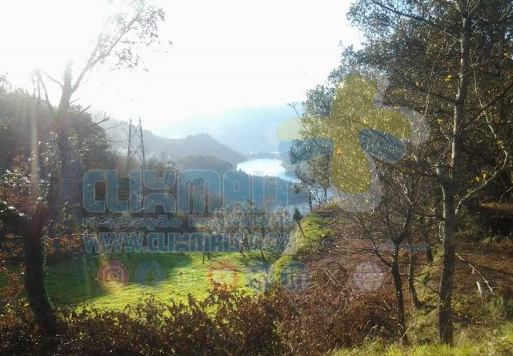 Helårsgrund i Paredes, Porto, Paredes - € 270.000 | Ref: clix mais v1.148 - foto 1