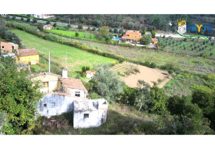 Landejendom i Serta, Castelo Branco, Serta - € 30.000 | Ref: MG147 - foto 1