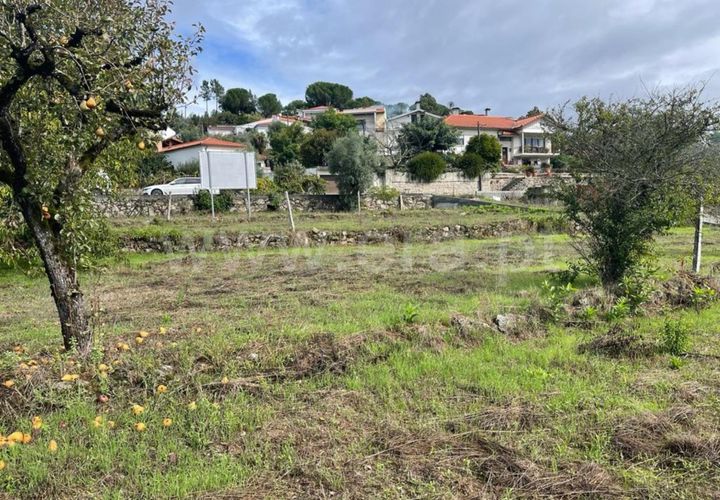 Helårsgrund i Viseu, Viseu, Viseu - € 57.000 | Ref: 389230188 - foto 1