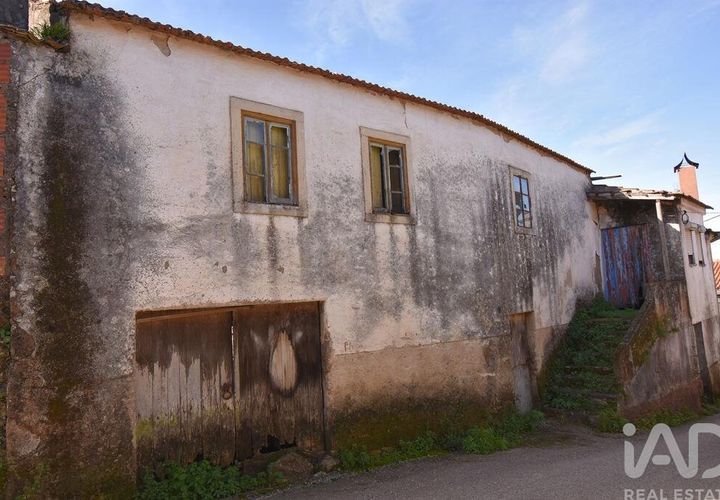 Byhus i Miranda do Corvo, Coimbra, Miranda do Corvo - € 25.000 | Ref: 130046 - foto 1