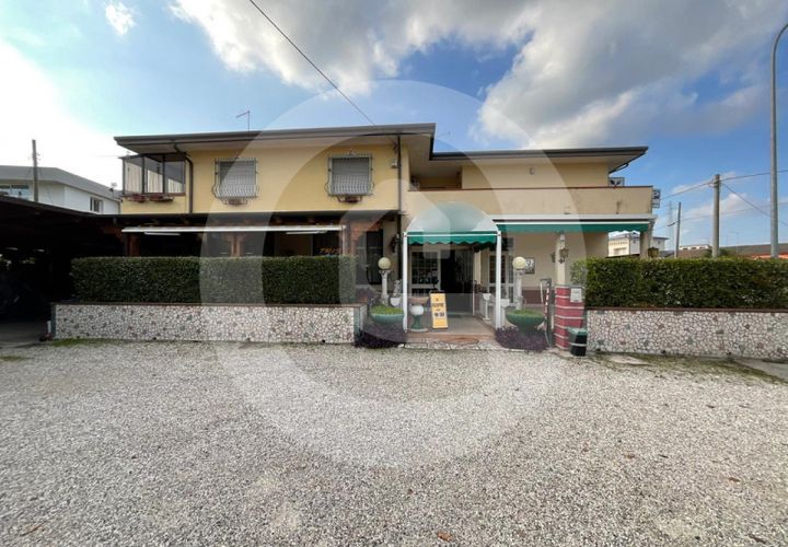 Villa a Camposampiero, Padua, Camposampiero - € 325.000 | Ref: 160C - foto 1