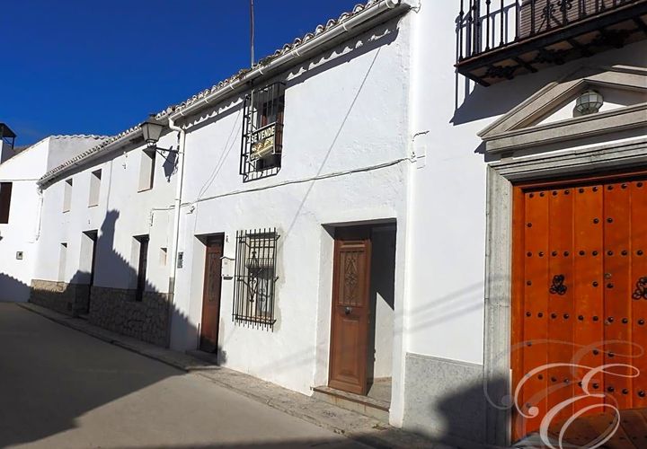 Villa a Alfarnate, Malaga, Alfarnate - € 75.000 | Ref: XL4424 - foto 1