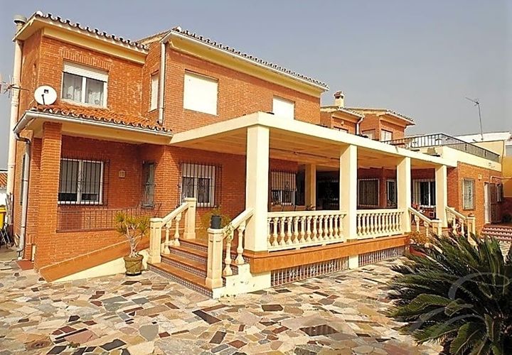 Villa i Velez Malaga, Malaga, Velez Malaga - € 600.000 | Ref: XL2000 - foto 1