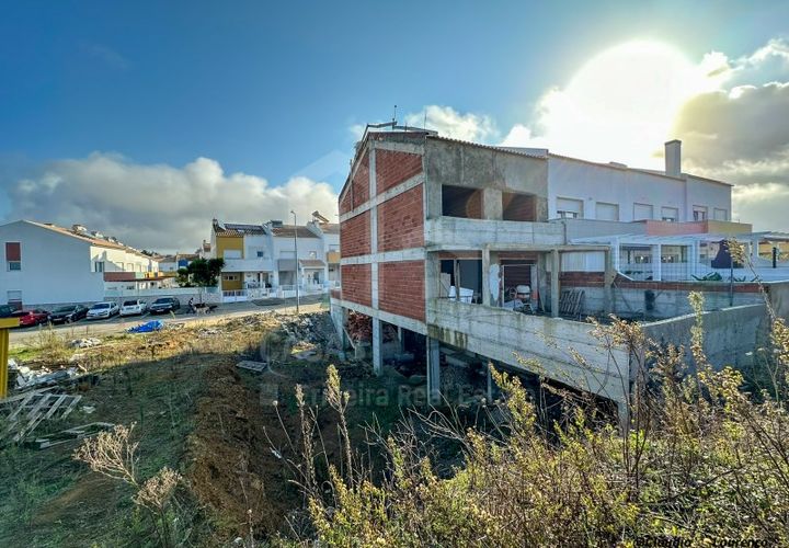 Helårsgrund i Mafra, Lisbon, Mafra - € 125.000 | Ref: V24288 - foto 1