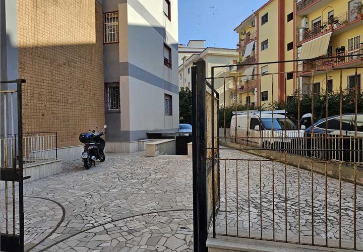 Erhvervsejendom i Bari, Bari, Bari - € 125.000 | Ref: 36 - foto 1