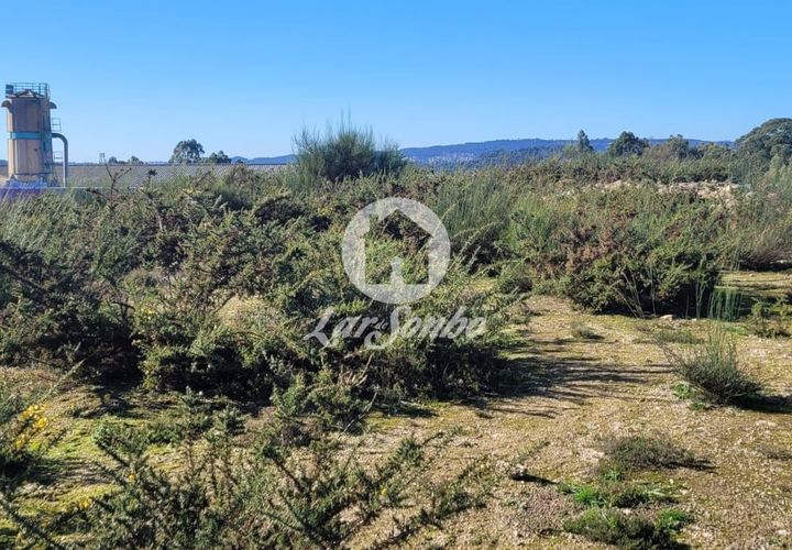 Helårsgrund i Lousada, Porto, Lousada - € 70.000 | Ref: 243-T-00792 - foto 1