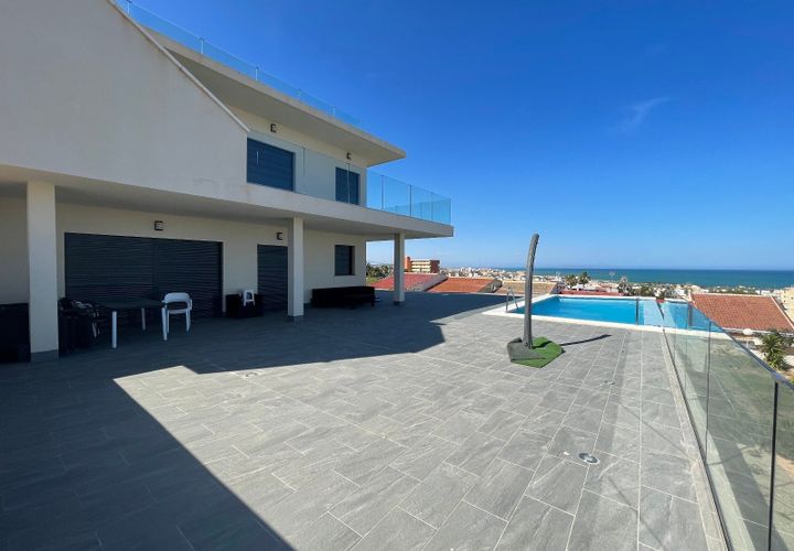 Villa a La Mata, Alicante, La Mata - € 1.140.000 | Ref: AG19144708 - foto 1