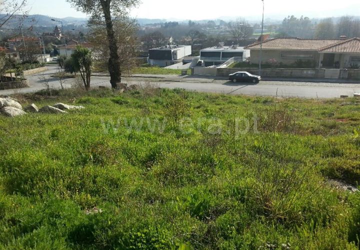 Helårsgrund i Guimaraes, Braga, Guimaraes - € 65.000 | Ref: 237190100 - foto 1